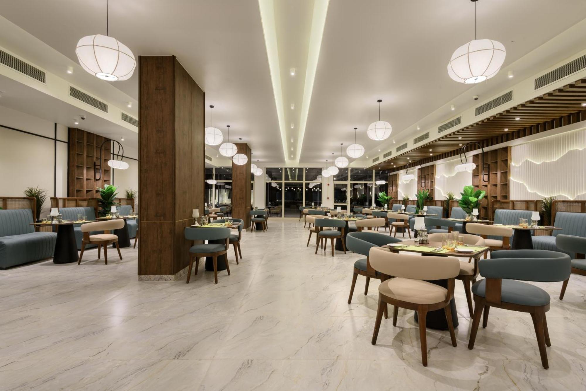 Flow Spectrum Sahl Hasheesh Complex 4*